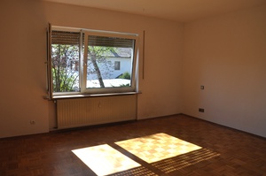 NETTE NACHBARN GESUCHT!  Helle 3 Zi.-Whg. mit Kamin, Mega-Terrasse und Garten-Mitbenutzung! 400216