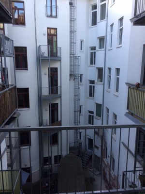 Preiswerte Kleine 1-Raum-Wohnung in MD-Altstadt,ca 50m², im 4.OG zu vermieten Bad mit Wanne ! 677284