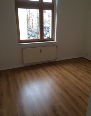 Neu sanierte  sonnige 2-R-Wohnung,in MD-Stadtfeld Ost ca.53 im 1.OG.zu WG tauglich.vermieten ! 678352