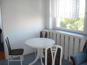 2 Zimmer Wohnung direkt am Alexanderplatz, im Zentrum von Berlin 33174