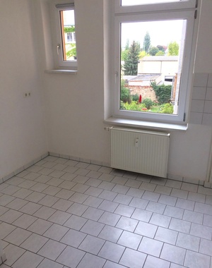 Schicke sonnige 4-R.-Wohnung, ca.110m2  2.OG Uni-Nähe, MD-Alte Neustadt WG geeignet zu vermieten 677268
