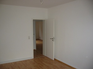Citylage Solingen: 1a-renovierte 3-Zimmer-Wohnung 28590
