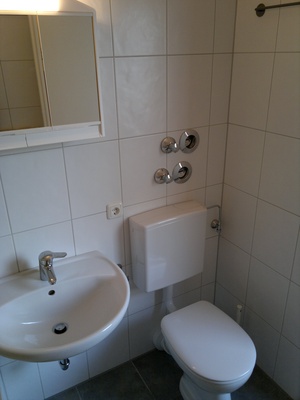 Perfekte Single-Whg - 1-Zi-App. in KF, zentrumsnah, 42m², `11 saniert, frei ab 1.8., keine Provision 561646