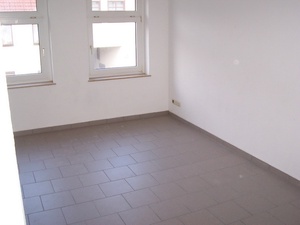 Sonnige  gemütliche  5-R-Whg.mit Herz , san.Altbau im  1. OG ,in  MD-Sudenburg ca. 110 m²;mit Balkon 73997