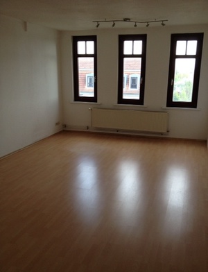 Preiswerte sonnige 4-R-Wohnung, in Magdeburg.- Sudenburg , ca. 114 m ² 1.OG mit Balkon 610759