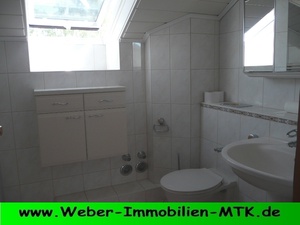 JUMBO DG Wohnung in kleiner WE in Krifteler BEST - Lage, fast 91 qm Grundfläche 254656