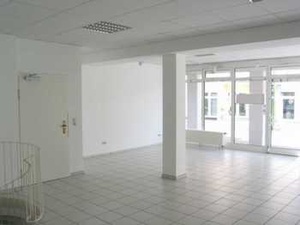 Helle Büro/Ladenfläche (ca.80m²) mit mehreren Nutzungsoptionen in der Fussgängerzone ! 12352